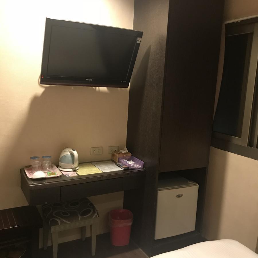 Baseball Hotel Kota Hsinchu Bagian luar foto