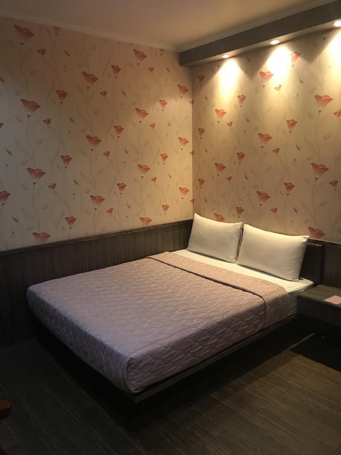 Baseball Hotel Kota Hsinchu Bagian luar foto