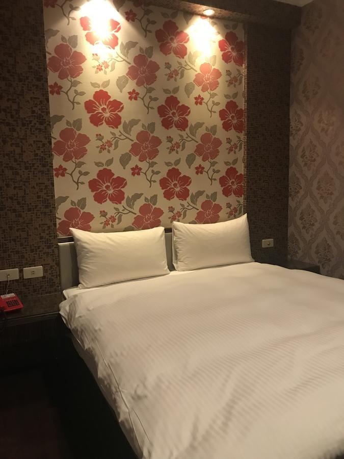 Baseball Hotel Kota Hsinchu Bagian luar foto
